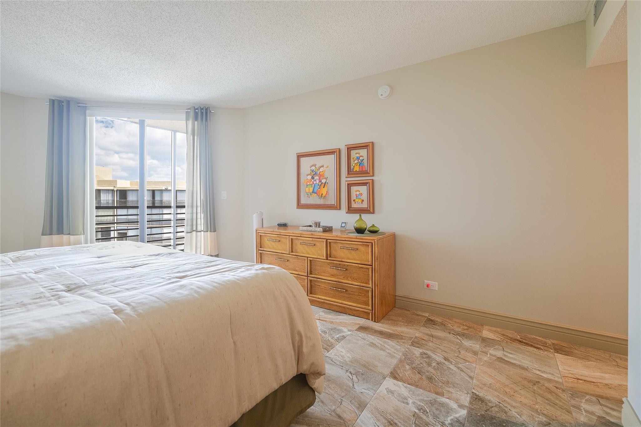 ENVIRON TOWERS - Residential