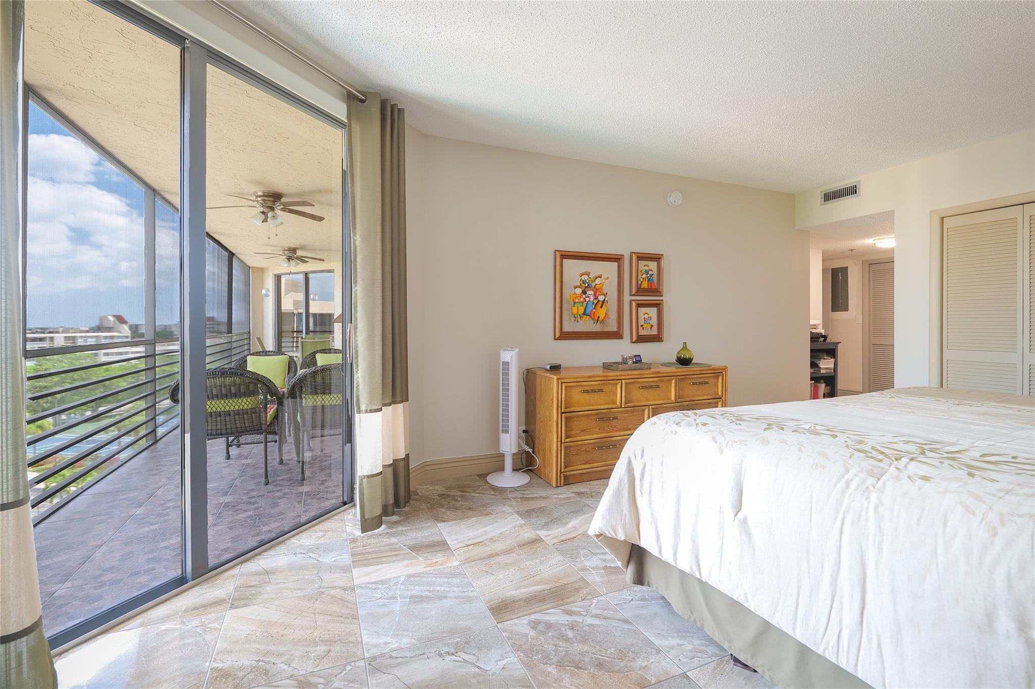 ENVIRON TOWERS - Residential