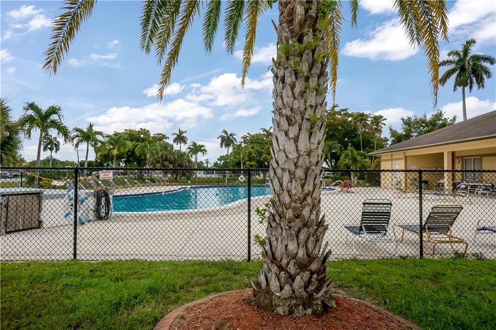 PARK CITY SEC 3 - Residential