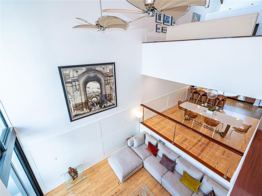 PORTSIDE YACHT CLUB - Residential