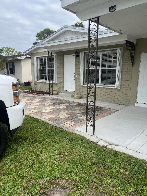 Mulholland - Residential