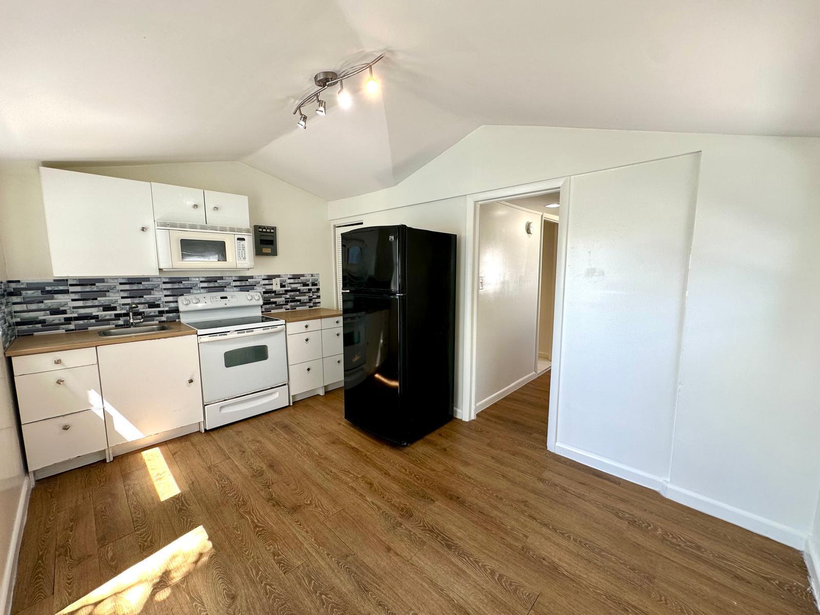 🌴 Studio Apartment - West Palm Beach - $1,500/moLive the South Florida lifestyle in this modern studio apartment just 10 minutes from Downtown West Palm Beach! This cozy and efficient space offers everything you need -- a bright open layout, kitchenette area, and private bathroom -- all designed for easy living and comfort.Located in a quiet residential area close to shopping, dining, and entertainment, you'll enjoy convenient access to Clematis Street, The Square (CityPlace), Palm Beach Outlets, and the beautiful beaches of Palm Beach Island, just a short drive away.📍 Location Highlights:10 minutes to Downtown West Palm Beach15 minutes to Palm Beach Island beachesClose to The Square, Palm Beach Outlets, and I-95💲 Rent: $1,500/month⚡️ Util