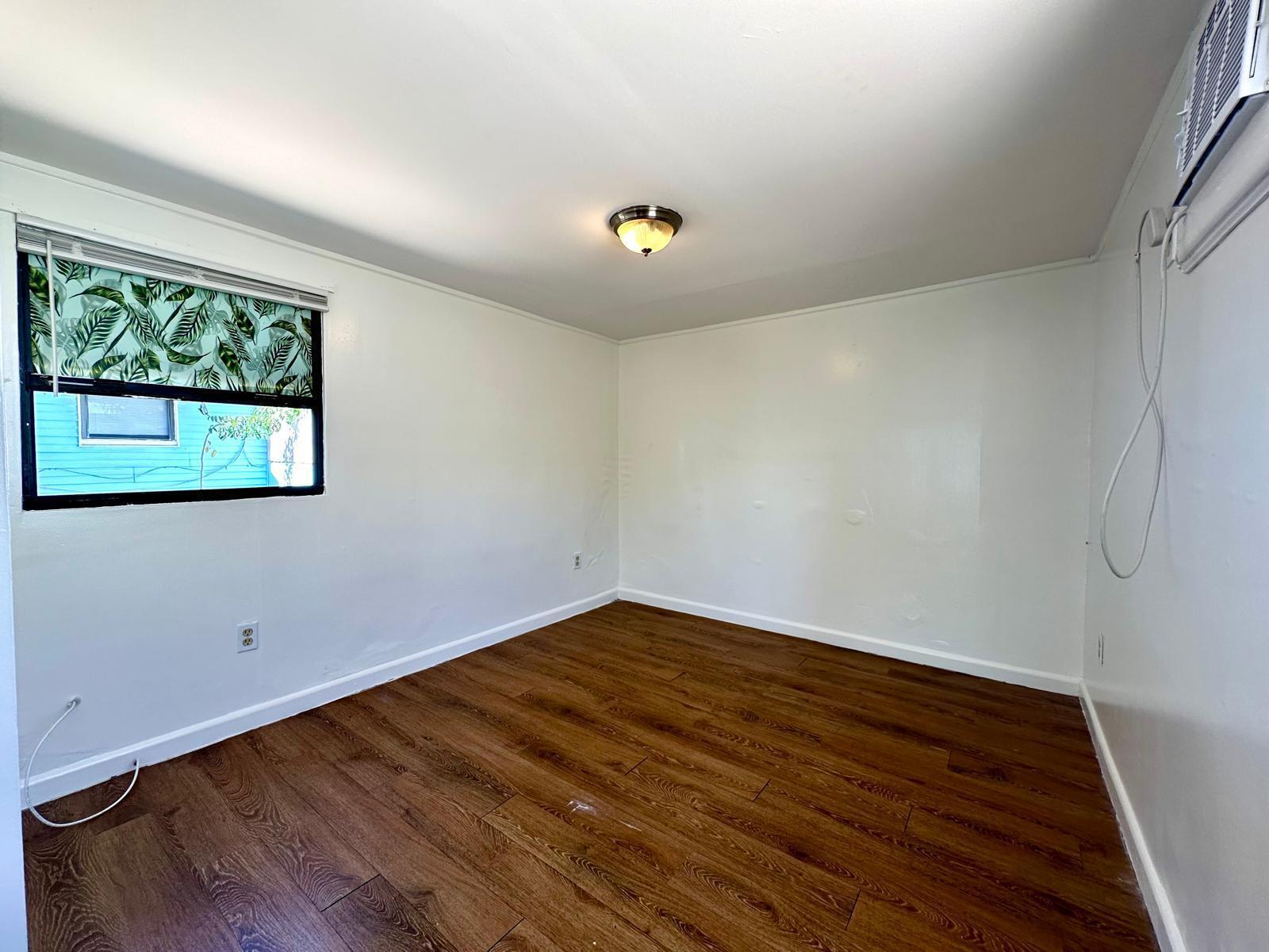 COLONIAL ESTATES - Residential Lease