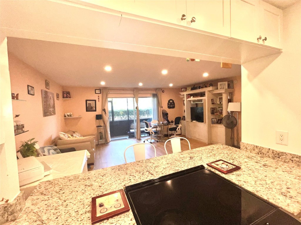 Oakbrook Village - Residential