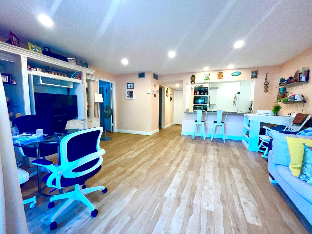 Oakbrook Village - Residential