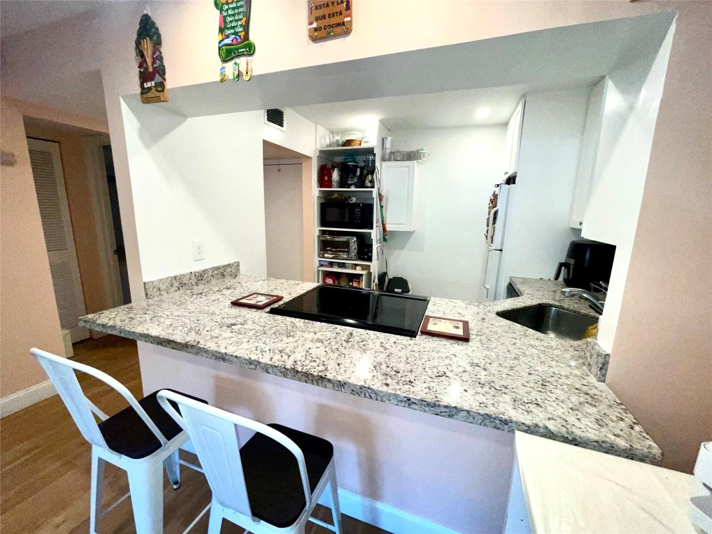 Oakbrook Village - Residential