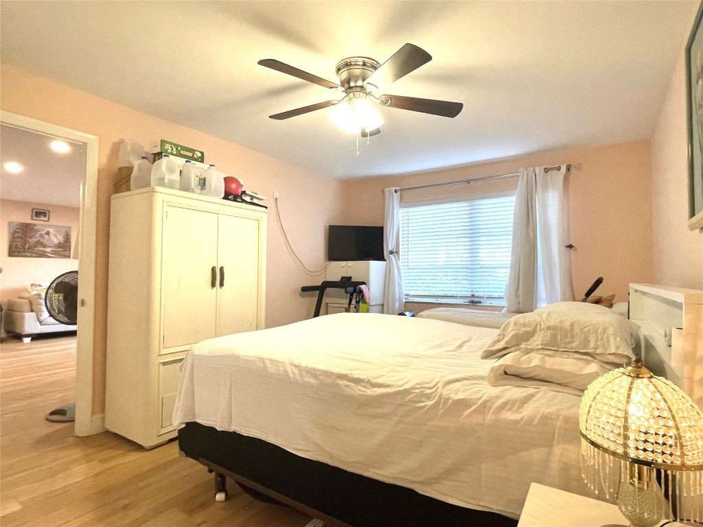 Oakbrook Village - Residential