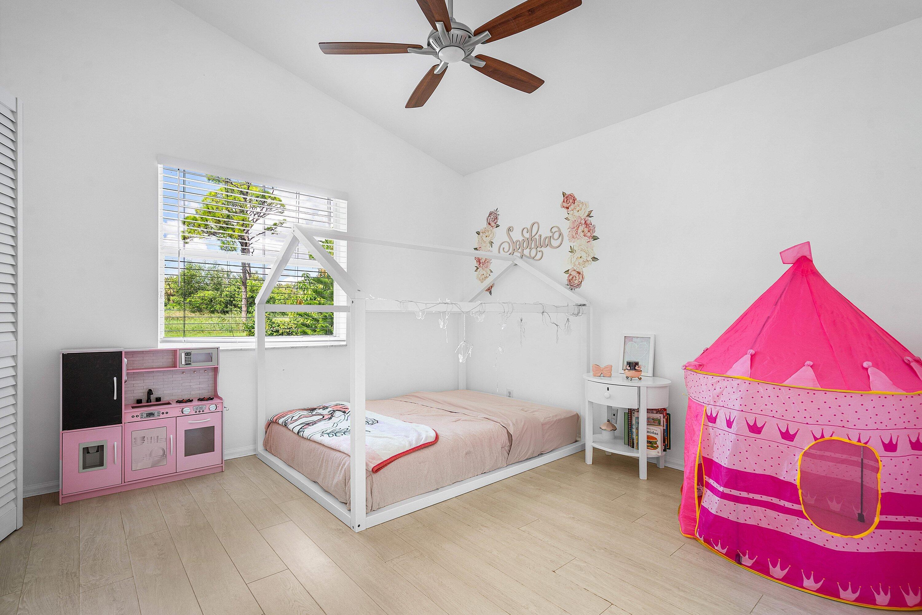 CLEARBROOK PARK - Residential