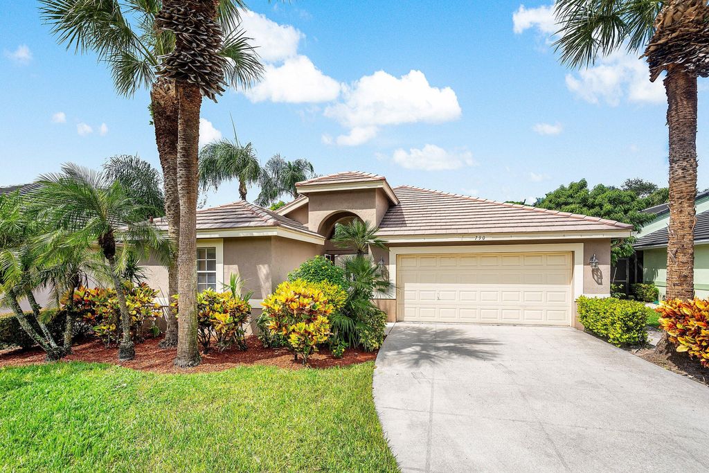 Photo of 790 Clearbrook Park Circle, Delray Beach, FL 33445 (MLS # R11123680)