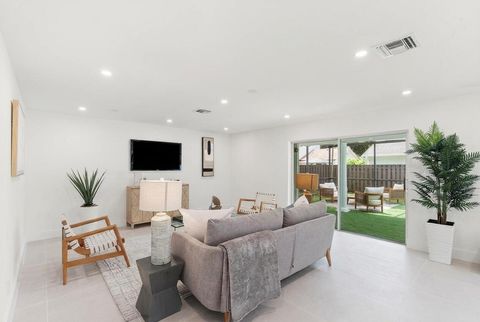 Tiny photo for 301 NW 78th Terrace, Plantation, FL 33324 (MLS # B26006925)