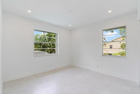 Tiny photo for 301 NW 78th Terrace, Plantation, FL 33324 (MLS # B26006925)