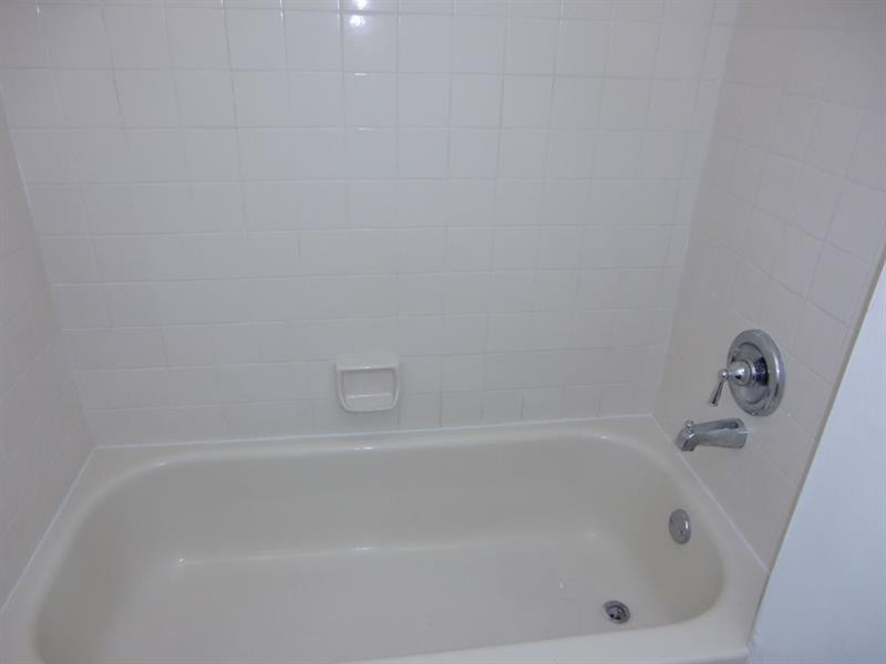 SPRINGS PARK CONDO - Residential Lease