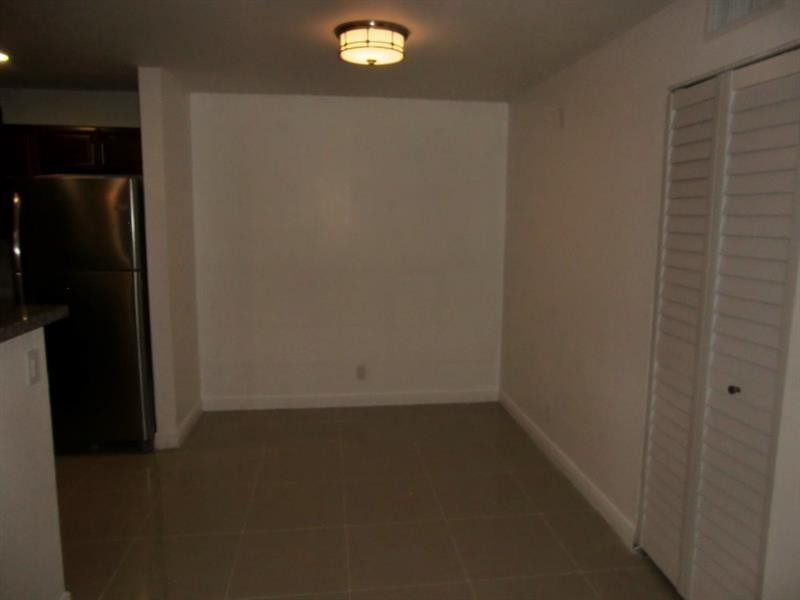 SPRINGS PARK CONDO - Residential Lease