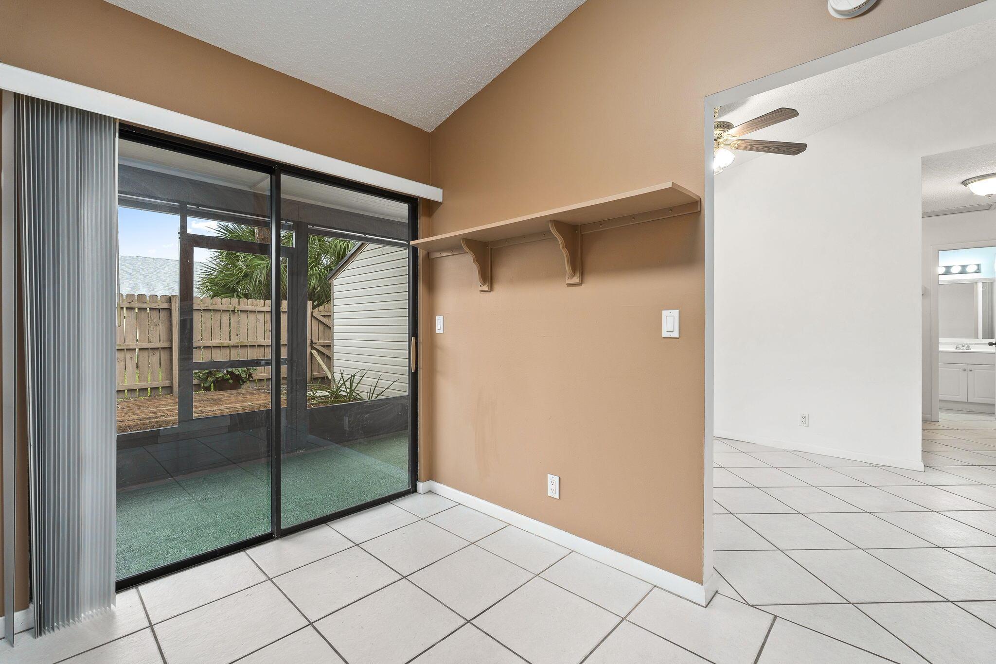 JUPITER VILLAGE TOWNHOMES - Residential