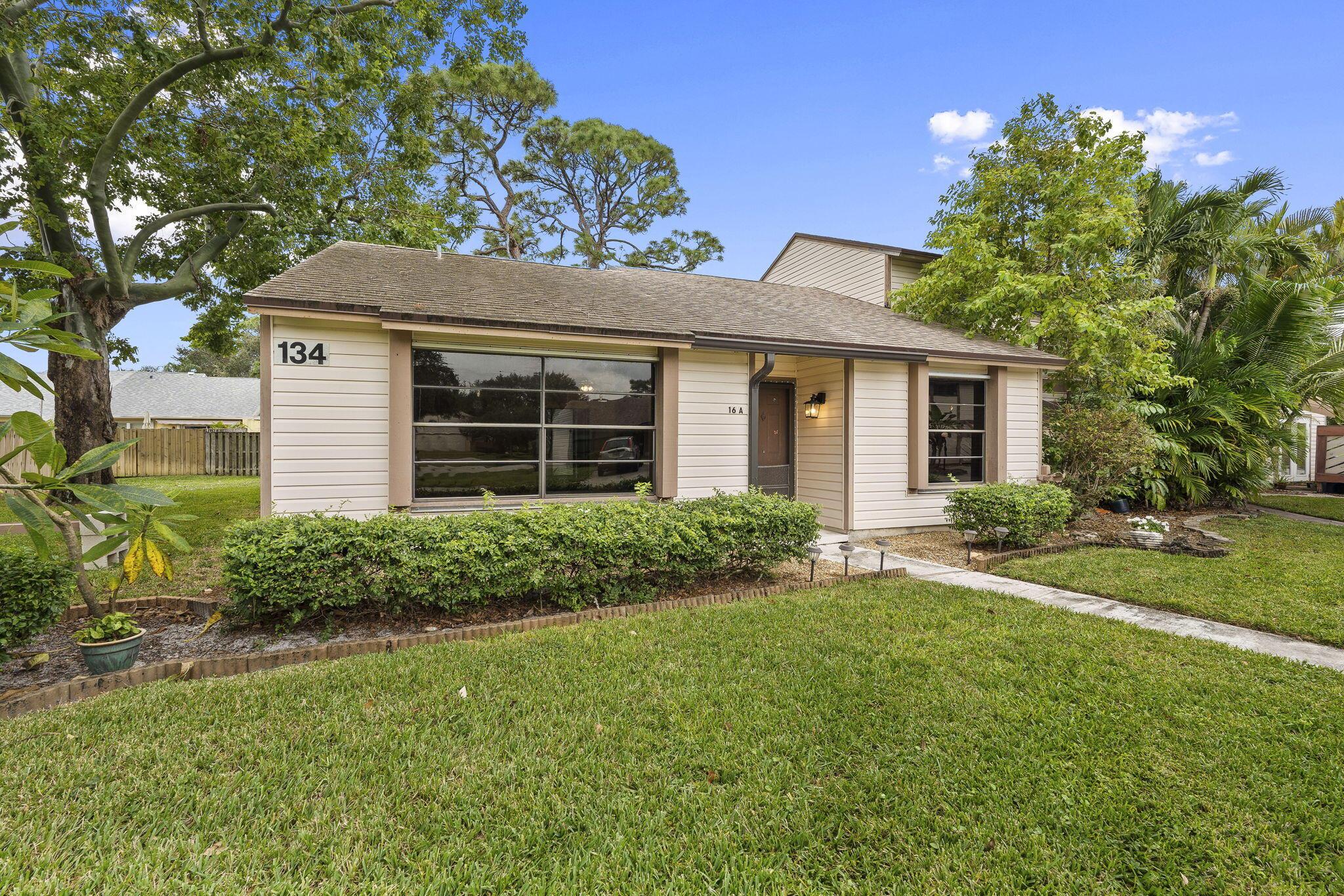 JUPITER VILLAGE TOWNHOMES - Residential