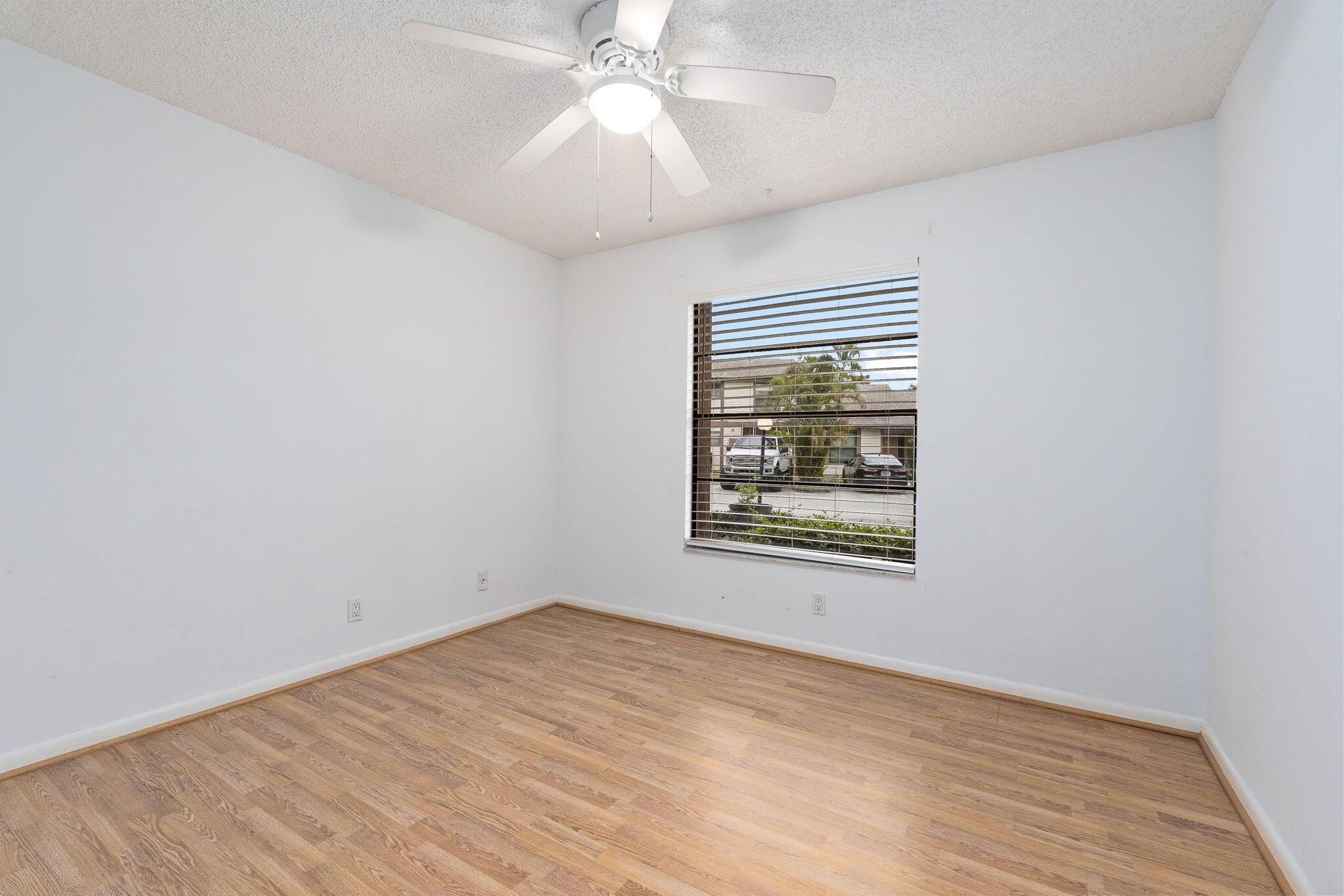 JUPITER VILLAGE TOWNHOMES - Residential