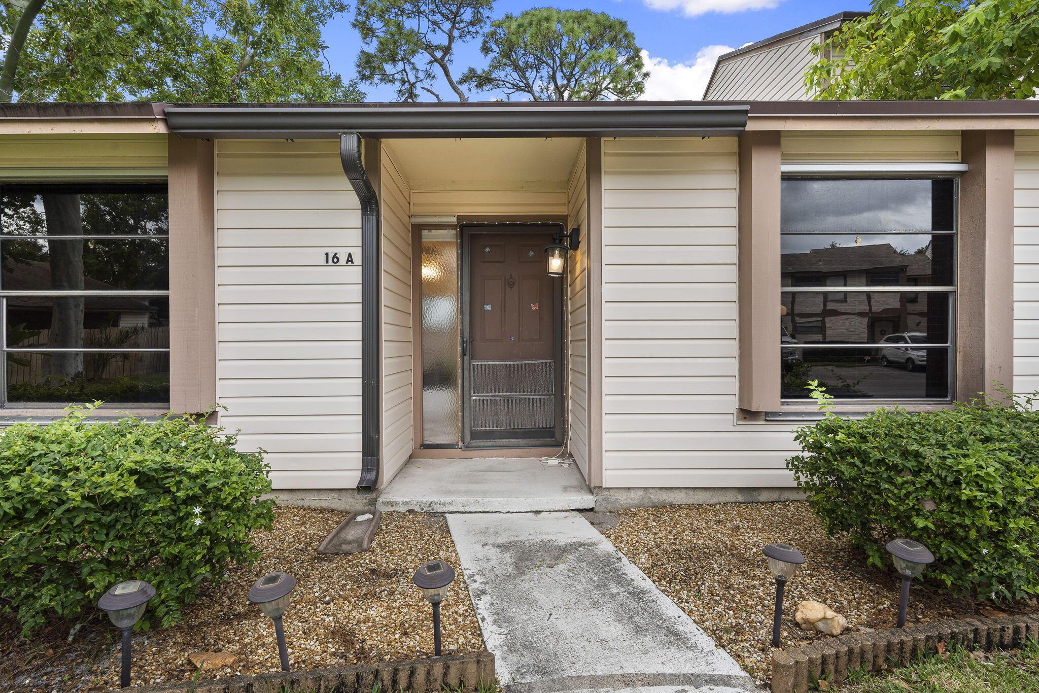 JUPITER VILLAGE TOWNHOMES - Residential