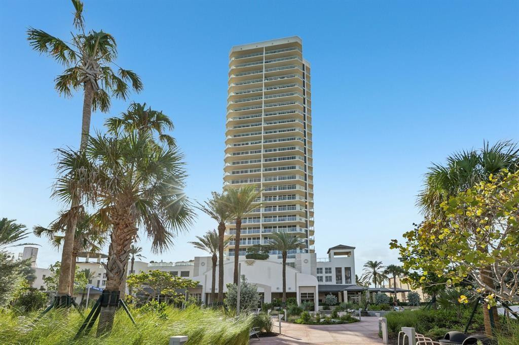 ST TROPEZ OCEAN - Residential