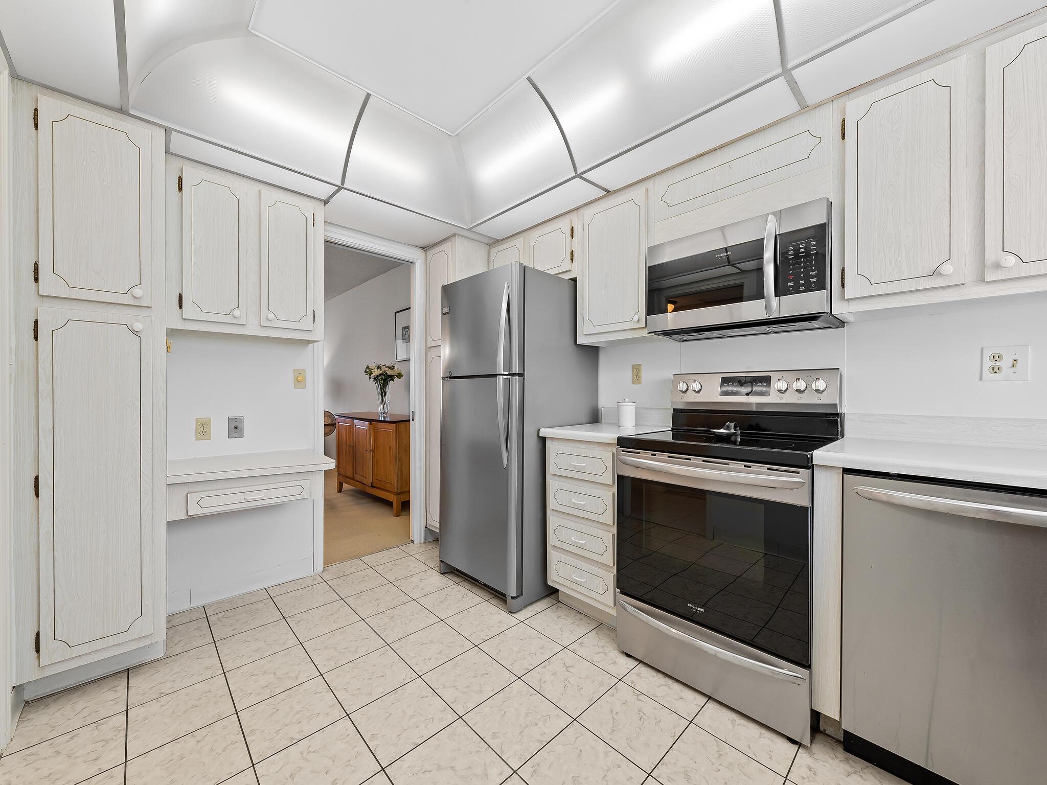SEAGATE OF HIGHLAND CONDO - Residential