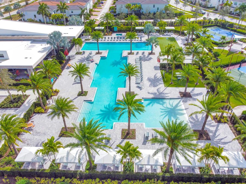 Photo of 8106 Hobbes Way, Palm Beach Gardens, FL 33418 (MLS # R11021306)