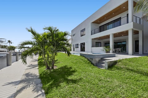 Tiny photo for 4730 NE 22ND Avenue, Lighthouse Point, FL 33064 (MLS # B26086908)
