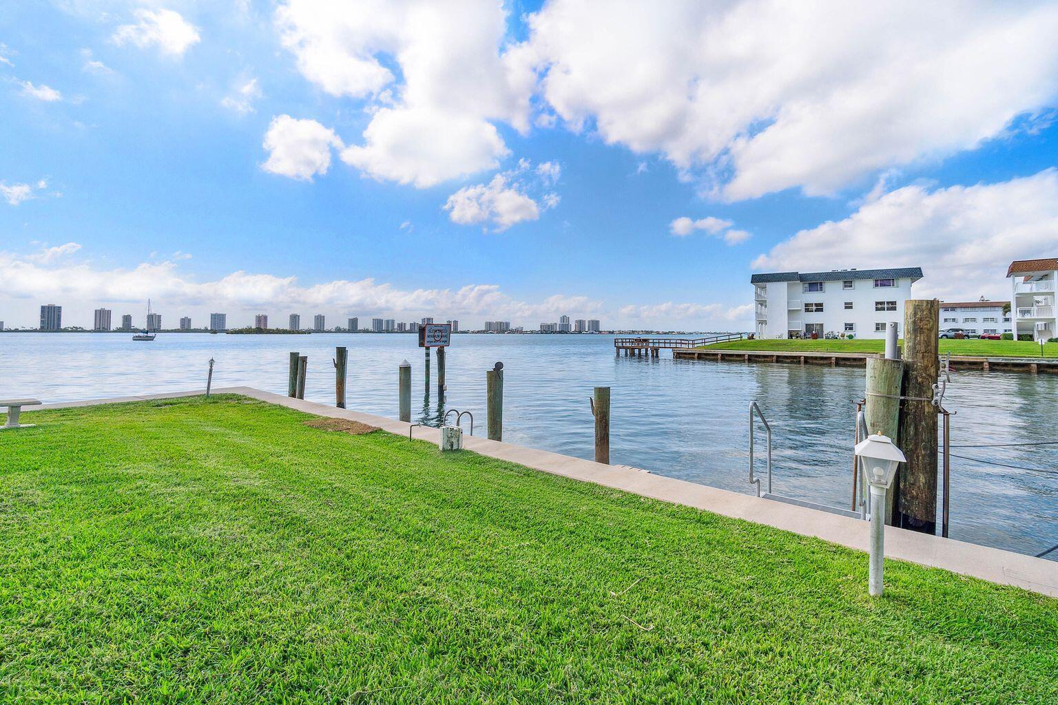 PARADISE HARBOUR CONDO - Residential