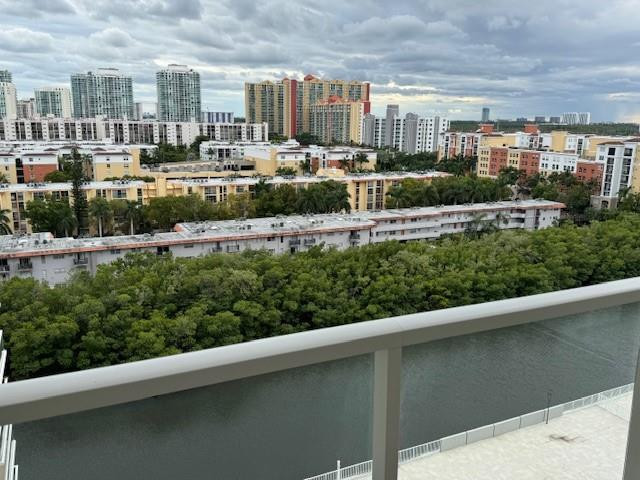 Winston Towers - Residential