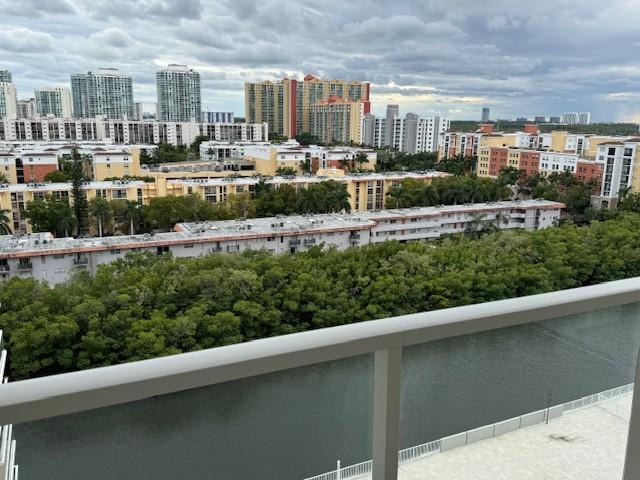 Winston Towers - Residential