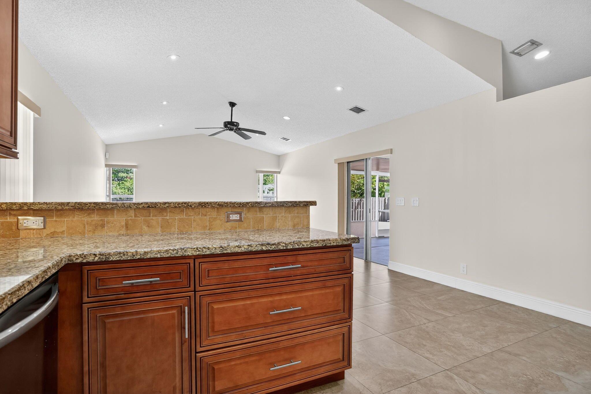 PARKWOOD VI - Residential