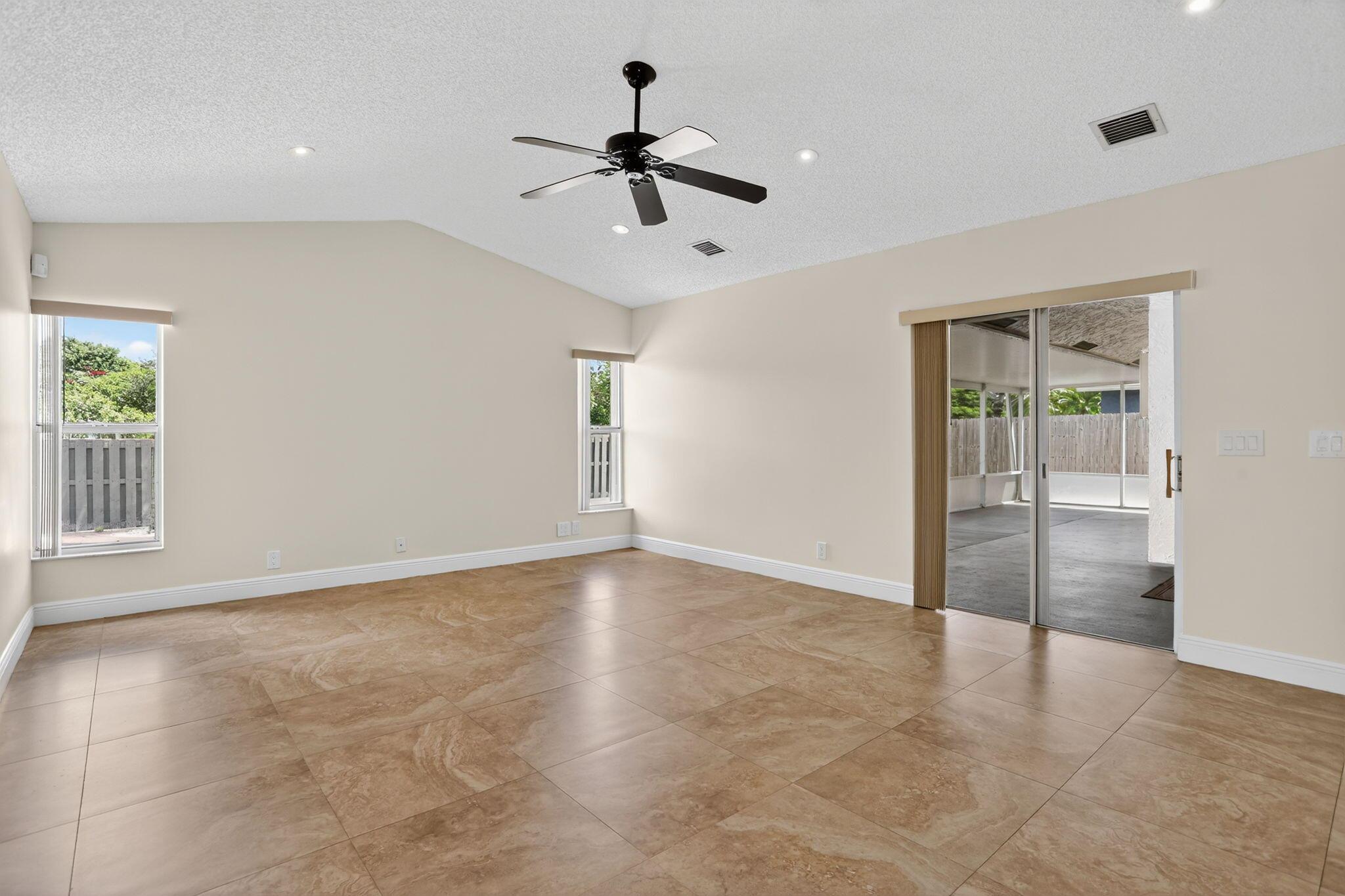 PARKWOOD VI - Residential
