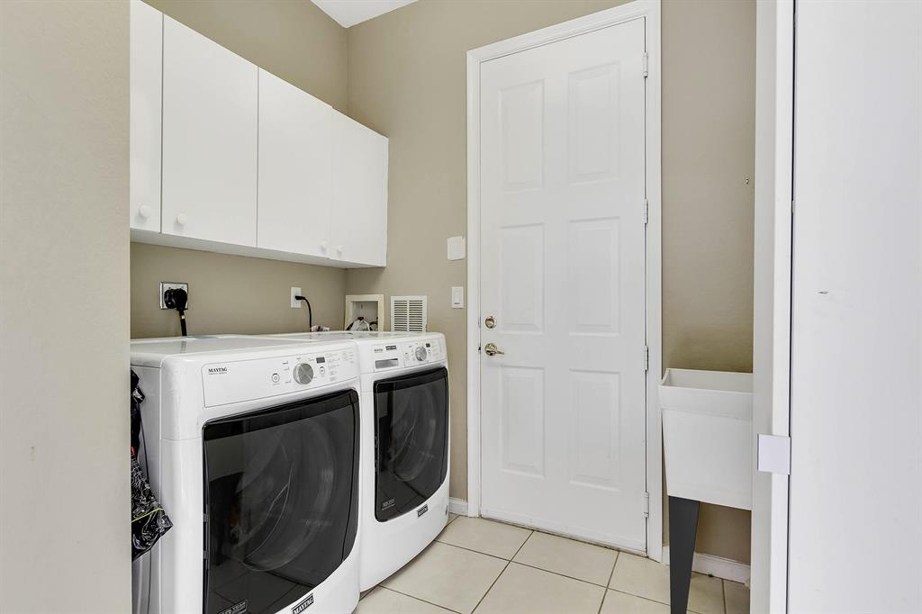 BAYWINDS RPD 10 - Residential