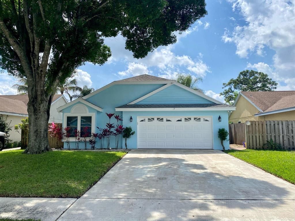 Photo of 1224 Ute Street St, Jupiter, FL 33458 (MLS # R10784734)