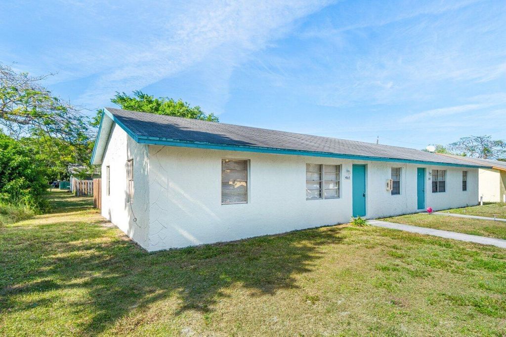 Photo of 4843 Gulfstream Road, Lake Worth, FL 33461 (MLS # R10981269)