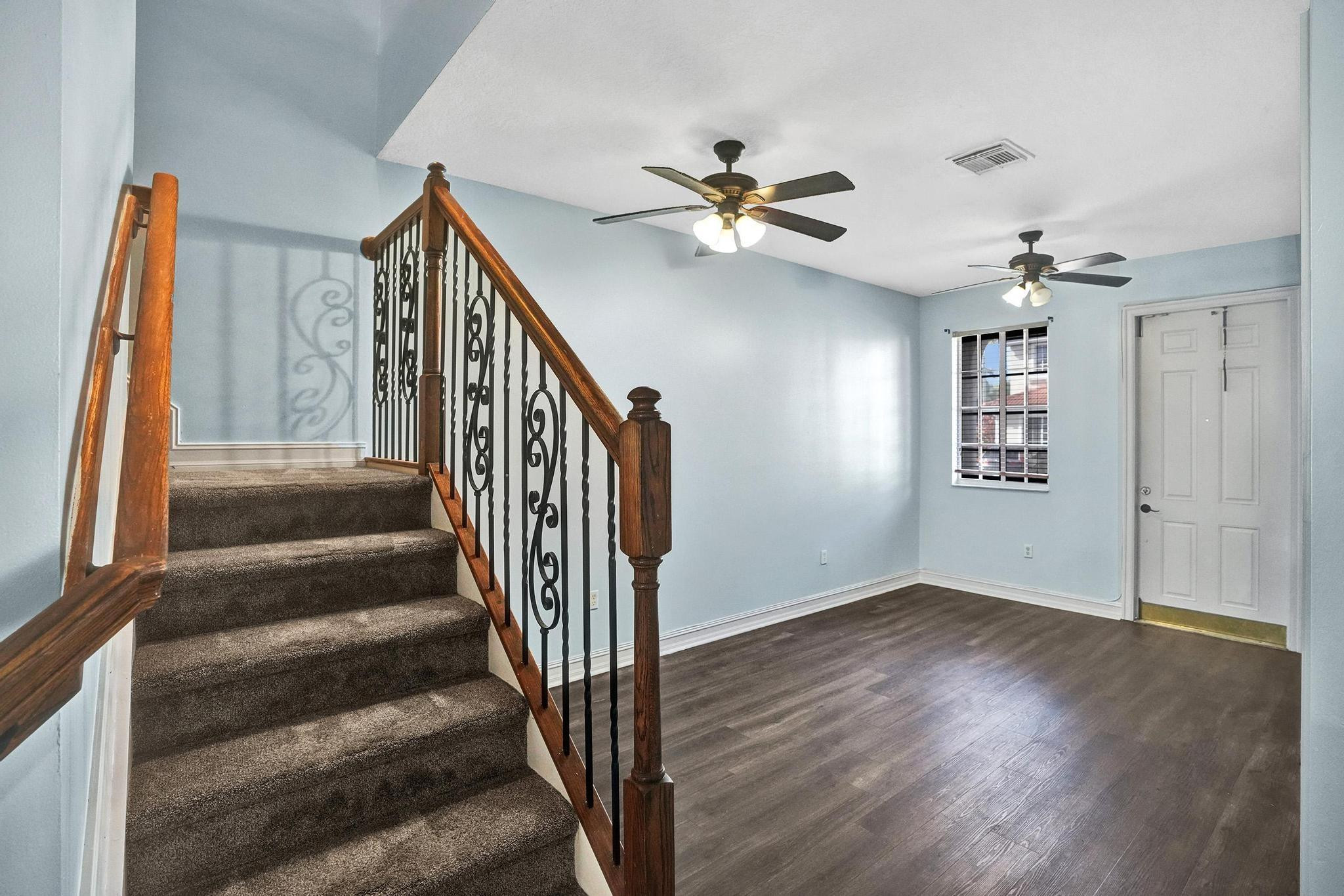 21403 NW 13th Court 303