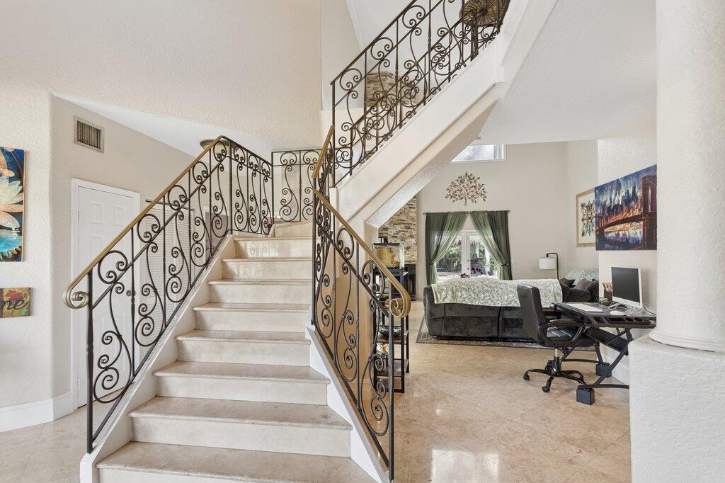 FLA FRUIT LANDS CO SUB NO 1 - Residential