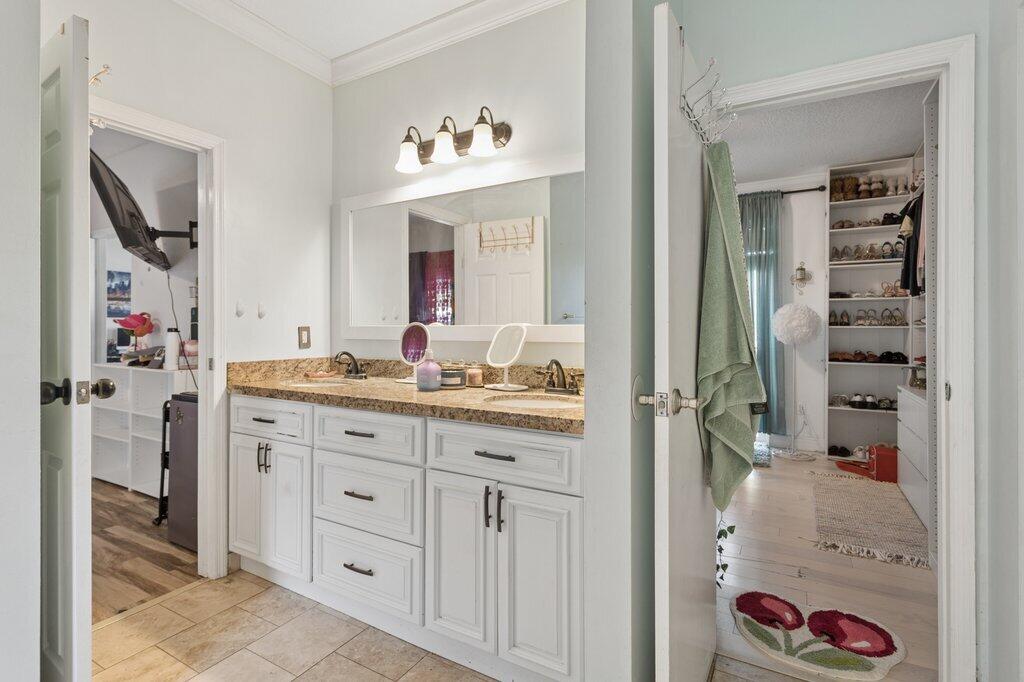 FLA FRUIT LANDS CO SUB NO 1 - Residential