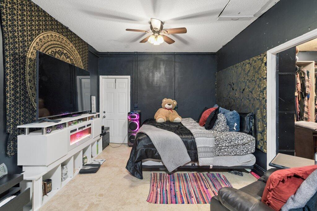 FLA FRUIT LANDS CO SUB NO 1 - Residential