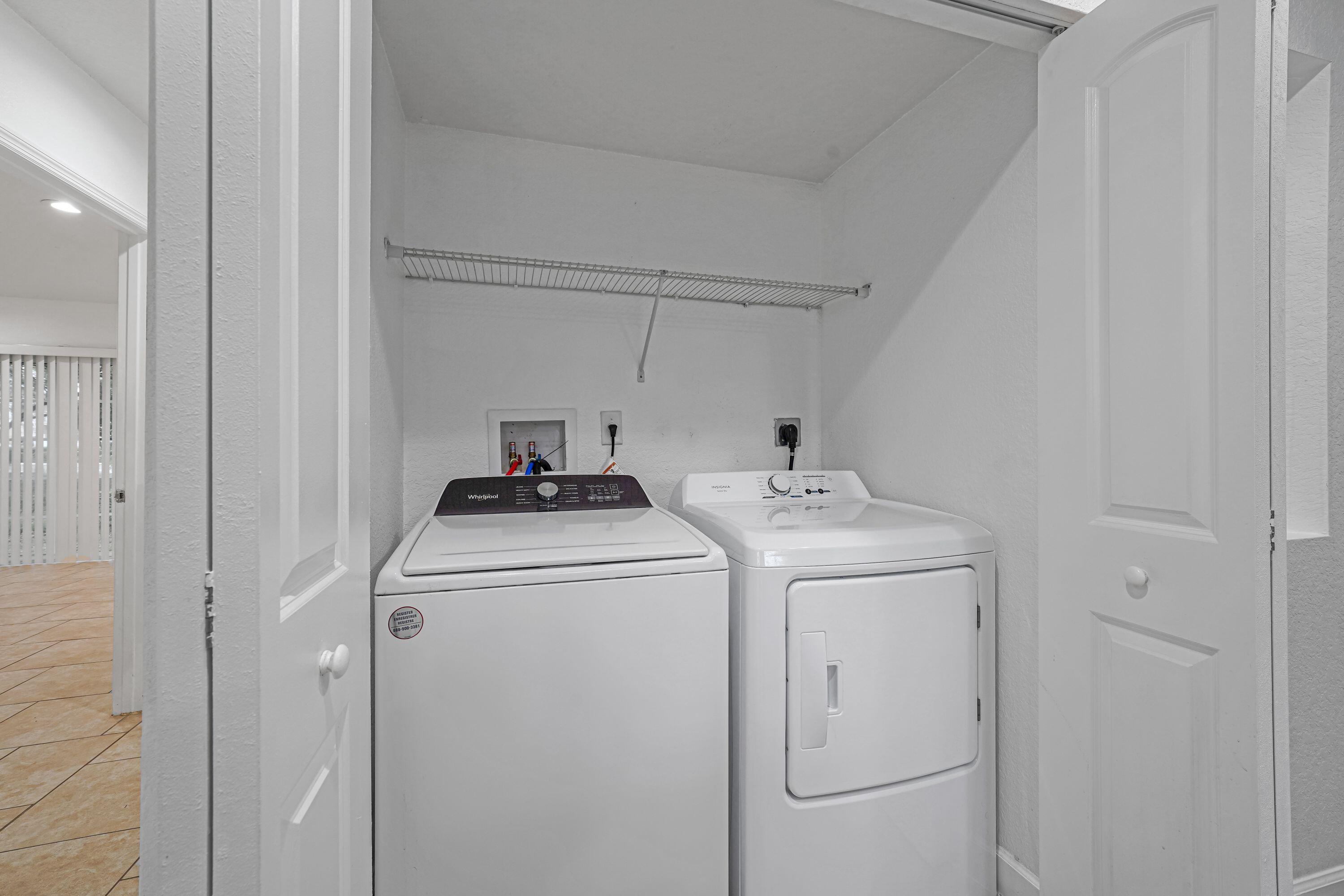 CASTLEWOOD - Residential Lease