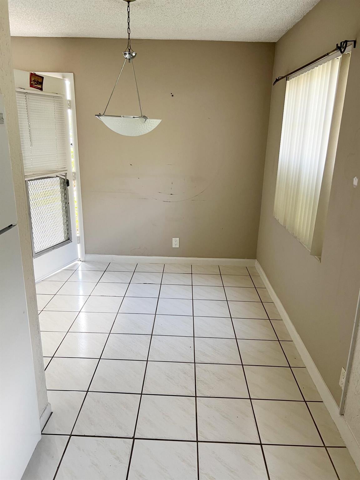 KINGS POINT BURGUNDY CONDOS - Residential Lease