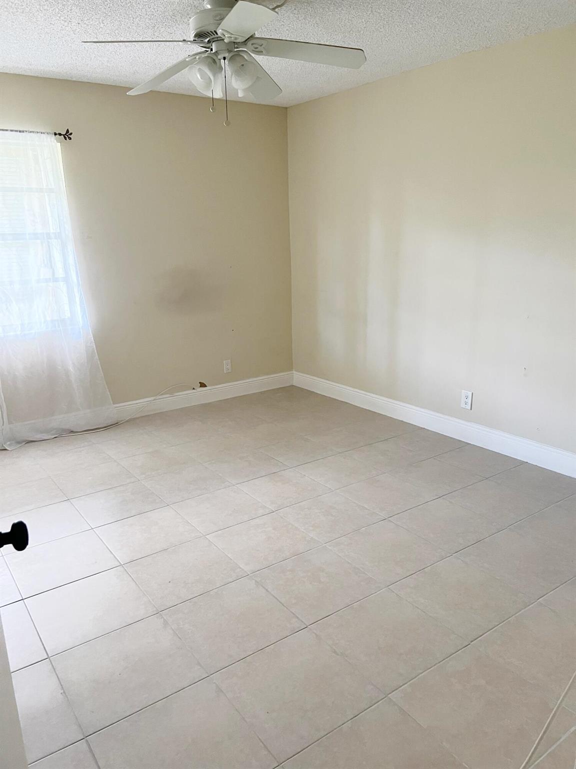 KINGS POINT BURGUNDY CONDOS - Residential Lease