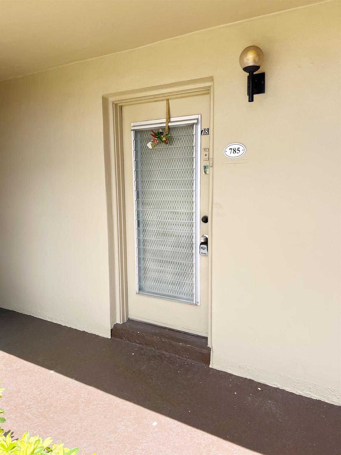 KINGS POINT BURGUNDY CONDOS - Residential Lease