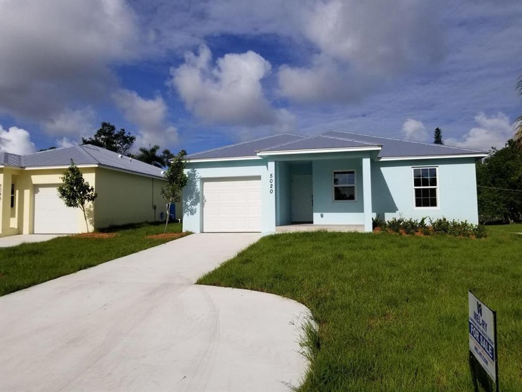 Photo of 5150 SE Jack Avenue, Stuart, FL 34997 (MLS # R10834787)