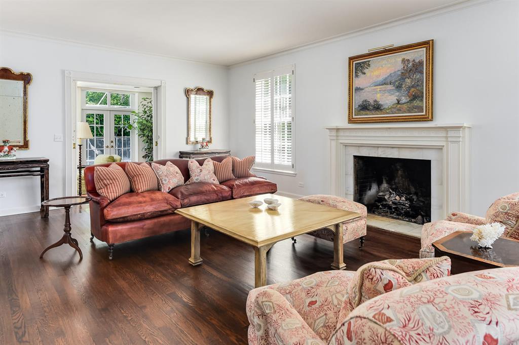 COCOANUT GROVE - Residential