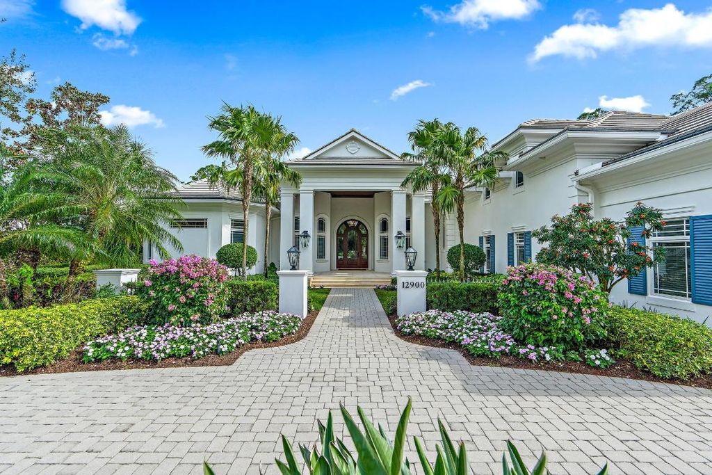 Photo of 12900 Hammock Crossing, Palm Beach Gardens, FL 33418 (MLS # R10953500)