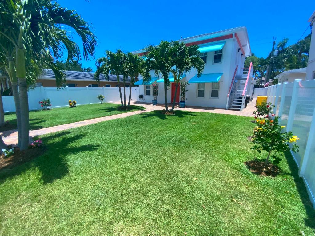 LAKE WORTH TOWN OF - Residential