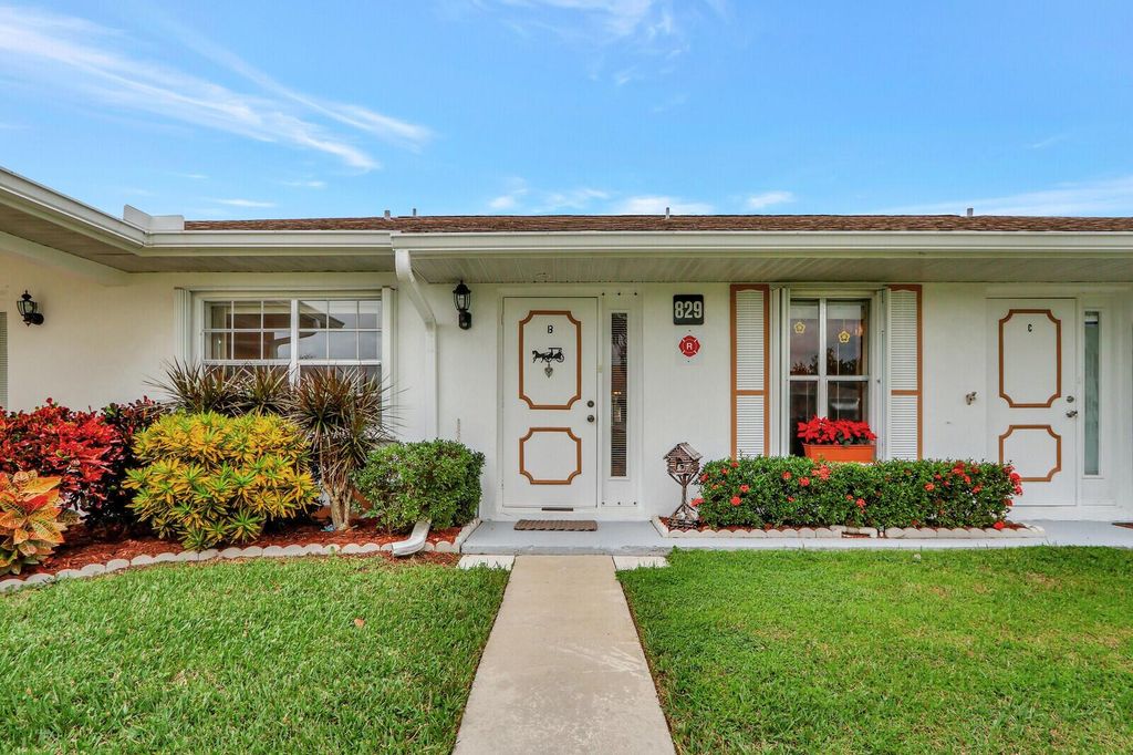 Photo of 829 Timberview Drive #B, Fort Pierce, FL 34982 (MLS # R10937126)