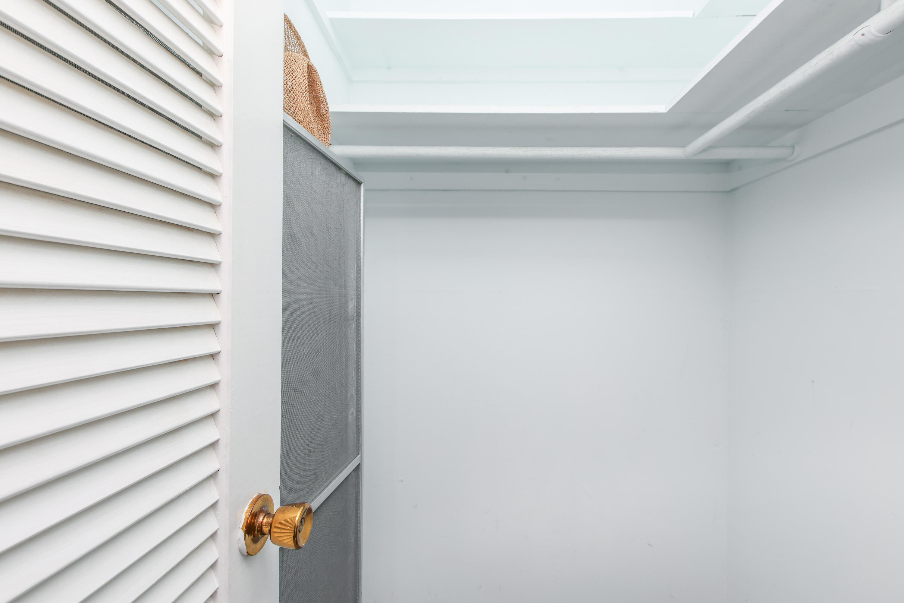 HIGH POINT OF DELRAY BEACH CONDO SEC I - Residential