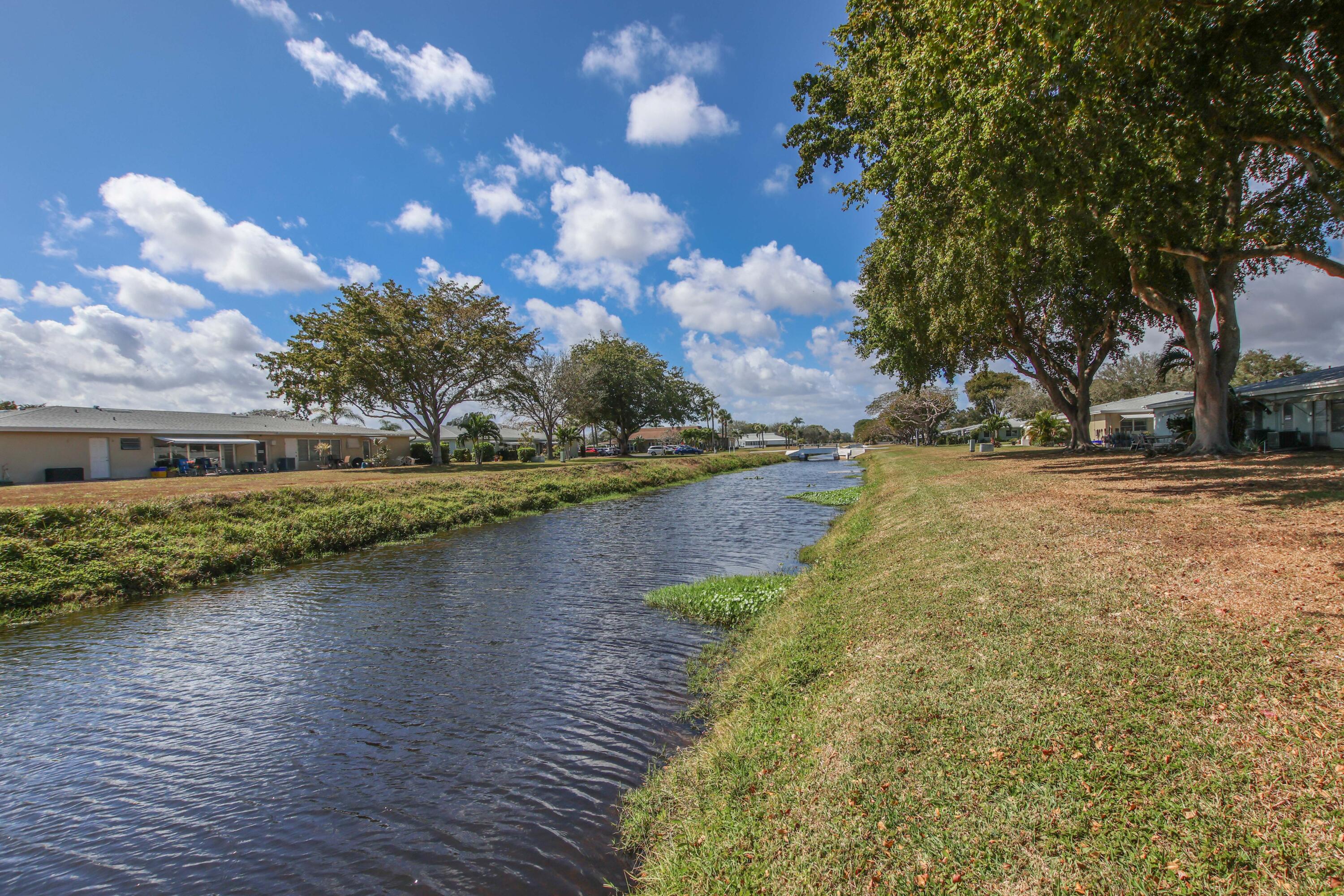 HIGH POINT OF DELRAY BEACH CONDO SEC I - Residential