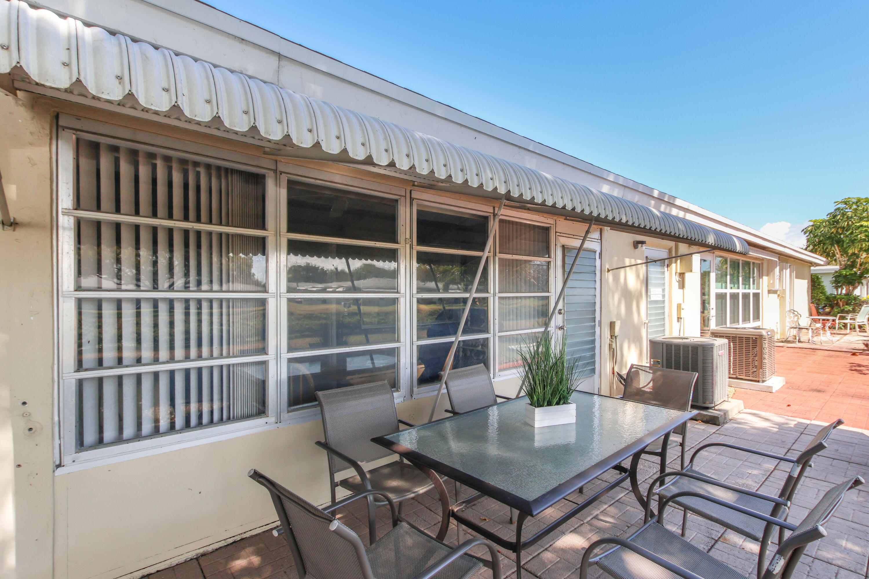 HIGH POINT OF DELRAY BEACH CONDO SEC I - Residential