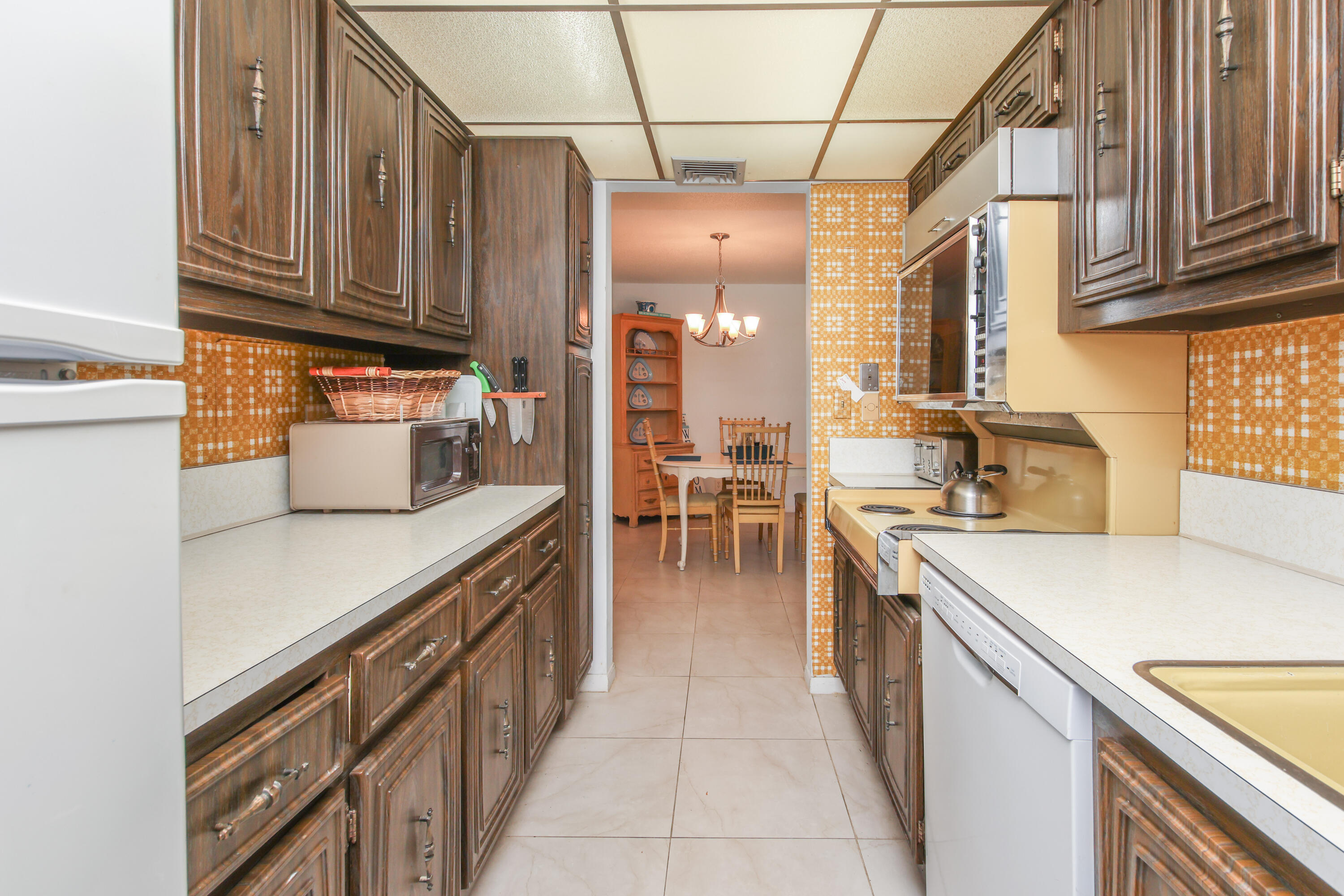 HIGH POINT OF DELRAY BEACH CONDO SEC I - Residential